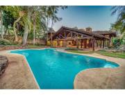 Residencia - Venta - Carmelitas, Paraguay