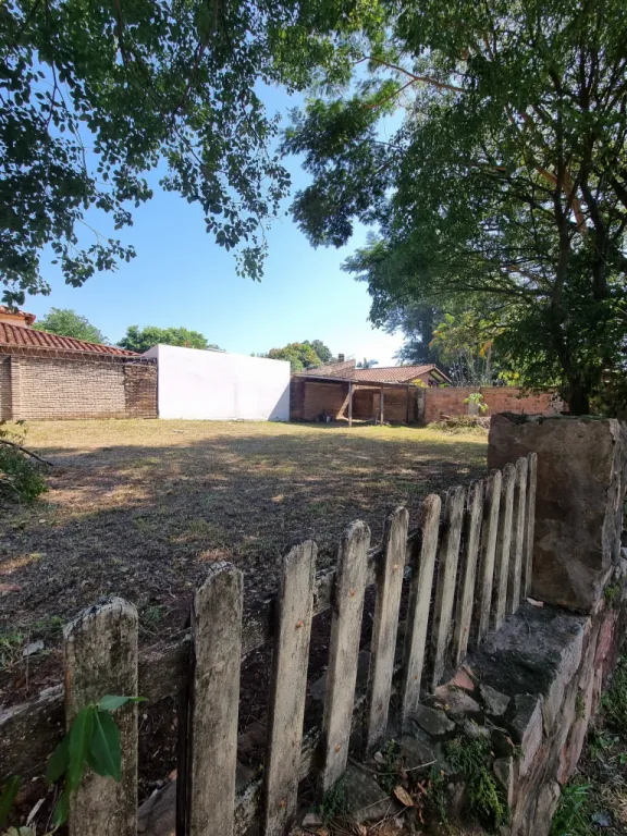 Vendo Terreno en Grupo habitacional Aeropuerto en esquina — foto 2