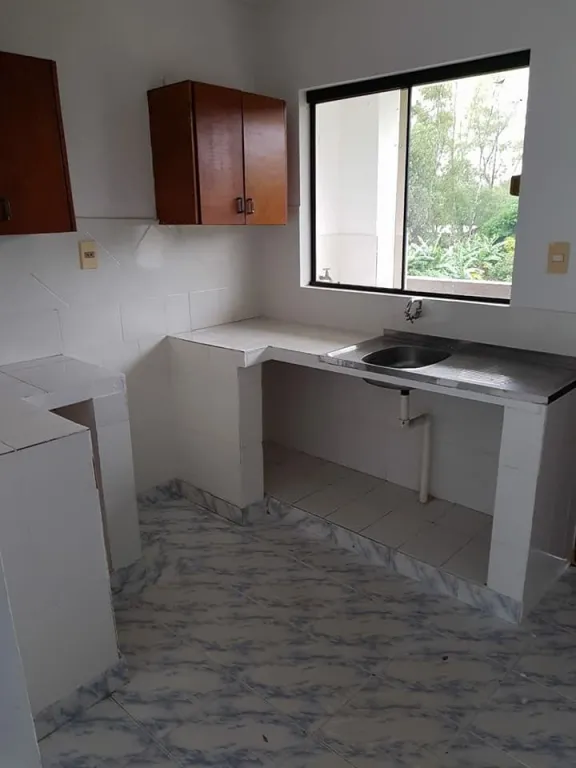 ALQUILO DEPARTAMENTO EN LUQUE COD: 1272 — foto 3