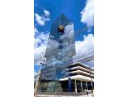 En venta Oficina en el Prestigioso Edificio GO TOWER | Asunción