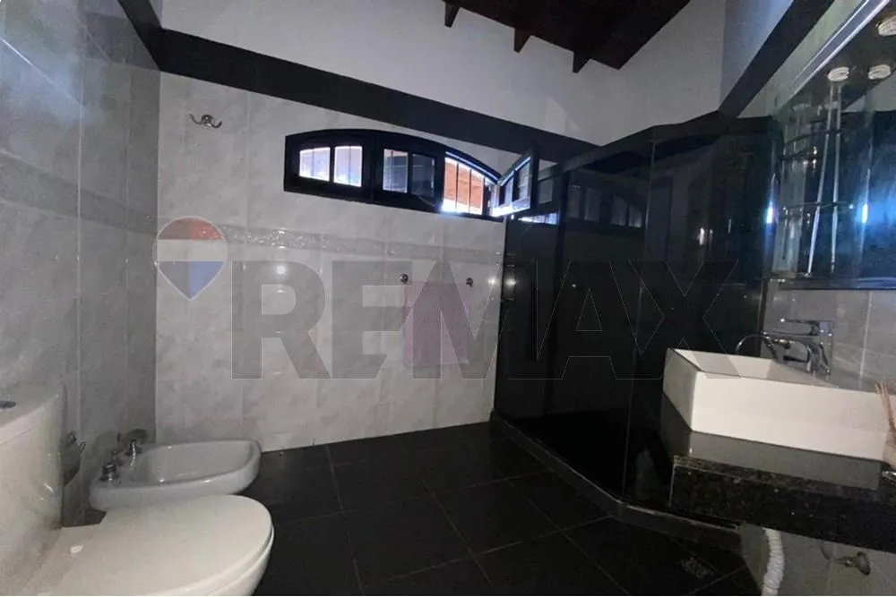 VENTA DE RESIDENCIA EN SAN LORENZO-PARAGUAY — foto 3