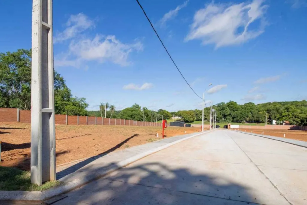 EN VENTA TERRENO EN LUQUE BARRIO CERRADO JACARANDA — foto 3