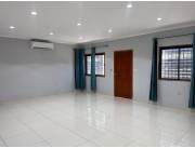 Vendo Casa de 2 dormitorios en suite en el Bo. San Isidro de Lambaré