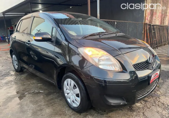 Toyota Vitz 2010 — foto 3