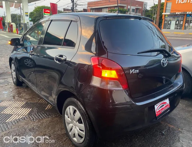 Toyota Vitz 2010 — foto 5