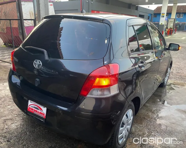Toyota Vitz 2010 — foto 6