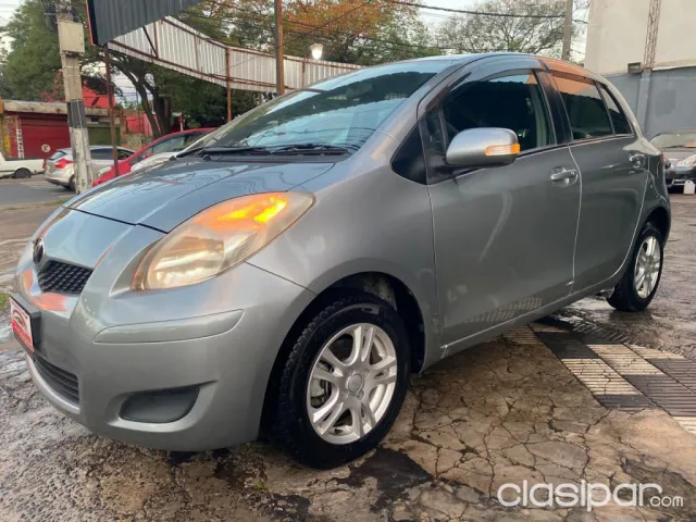 Toyota Vitz 2009 — foto 2