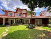 VENDO CASA EN BARRIO MARISCAL