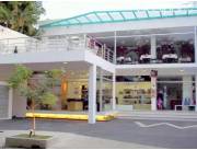 VENDO IMPORTANTE LOCAL COMERCIAL EN VILLA MORRA