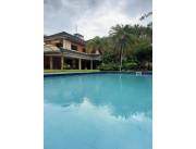 Residencia en Alquiler en Asunción - Barrio Ycua Sati