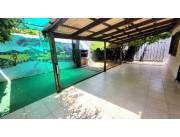 Vendo propiedad en Villa Adela Luque (Z/ Supermercado Los Jardines)