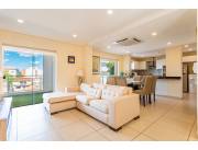 En Venta Amplio Dpto. De 3 Dormitorios - Barrio Las Mercedes