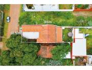 Propiedad de 426 m2 en el barrio Mburucuya