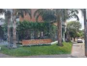 Tu apartamento moderno y luminoso con piscina en la terraza