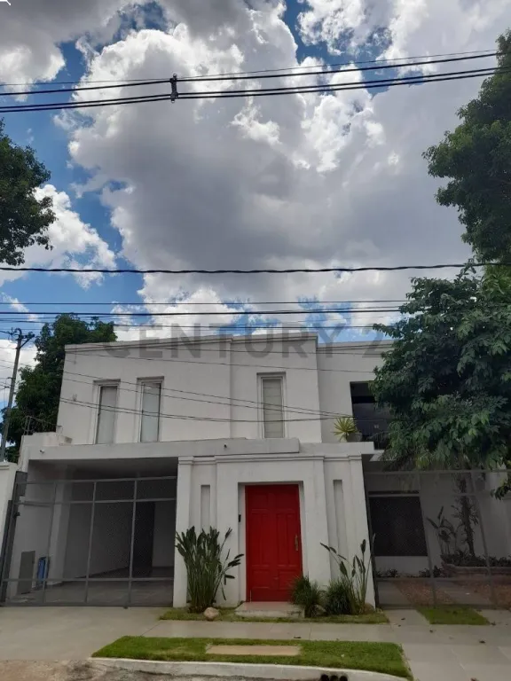 ALQUILER DE RESIDENCIA PREMIUM EN BARRIO MBURUCUYÁ — foto 2