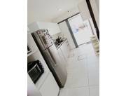 *RESIDENCIA EN VENTA CON 5 HABITACIONES EN ASUNCIÓN BARRIO SAN VICENTE*