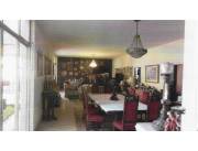 EN VENTA RESIDENCIA EN AMPLIO TERRENO SOBRE AVDA. MCAL. LÓPEZ