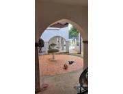 Laguna Grande/estilo Rústico, Ideal P. Fundaciones, Consultorios, Oficinas