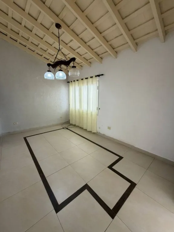 ALQUILO CASA U OFICINA 3 DORMITORIOS EN CIUDAD NUEVA ASUNCION — foto 3