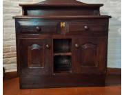 Mesa de roble antigua