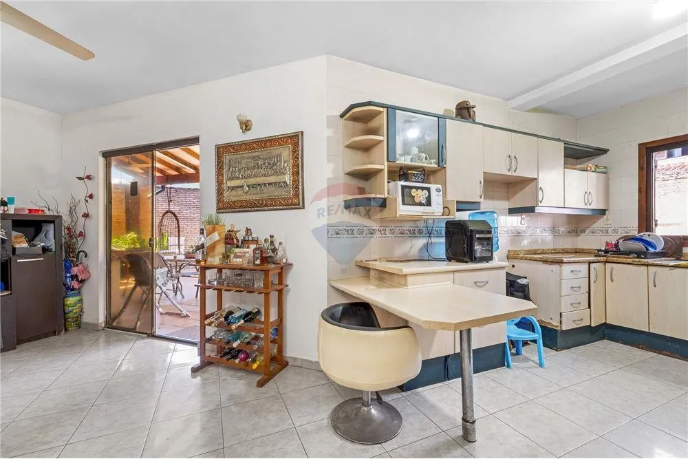 Gran Residencia a la Venta - Zona Laguna Grande — foto 3