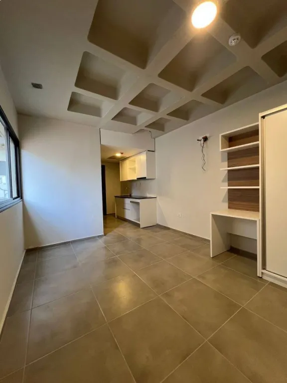 VENDO MONOAMBIENTE A ESTRENAR EN LUQUE — foto 3
