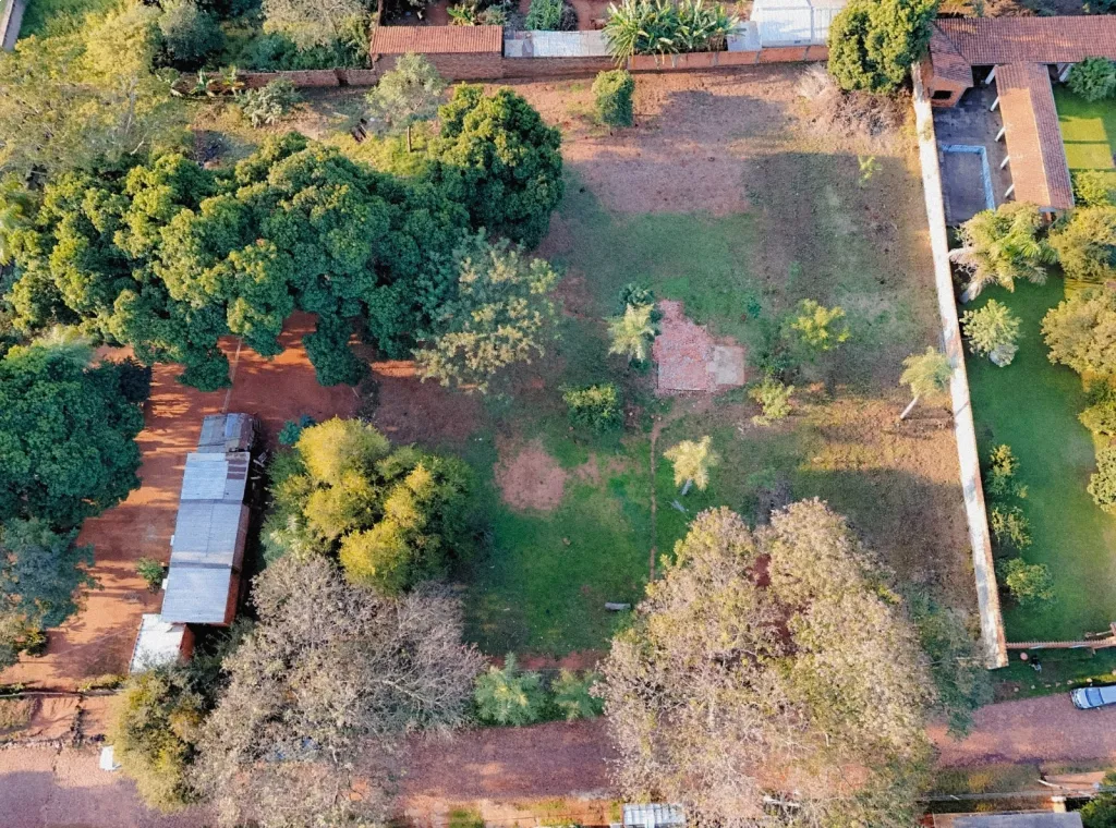 VENDO TERRENO DE 2.886 m² EN CAPIATÁ Terreno: 2,886 m² (49 x 58.9) — foto 2