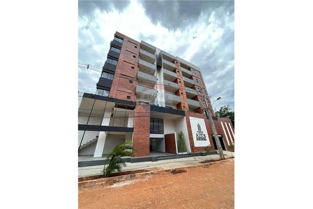 Departamento - Alquiler - San Lorenzo, Paraguay — фото 3