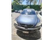 Vendo Kia Sorento EX 2006 - Caja Mecánica - 4x4 - Diesel.