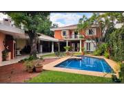 Vendo Casa de 667 m2 en el Barrio Jara - LHO7532510