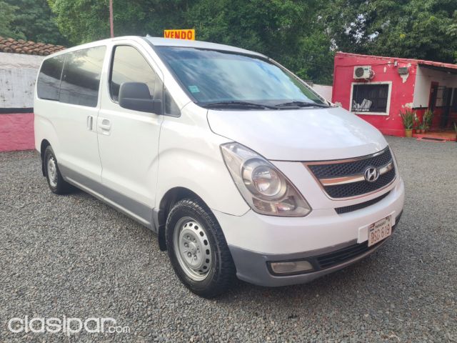 Autos - HYUNDAI H1 2014 MOTOR 4D56 2.5 DIESEL BOMBA SENCILLA CAJA MECANICA TIT. Y CV DEL REPRESENT