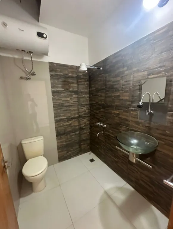 Alquilo hermoso chalet. Mas iva — foto 2