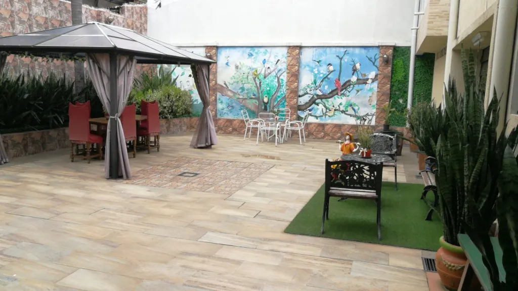 MONOAMBIENTE AMOBLADO EN ZONA TOURING CLUB, ASUNCIÓN — foto 2
