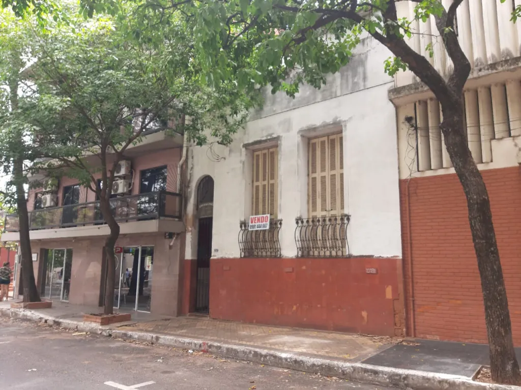 CASA CÉNTRICA EN ASUNCIÓN - BARRIO SAN ROQUE — foto 2