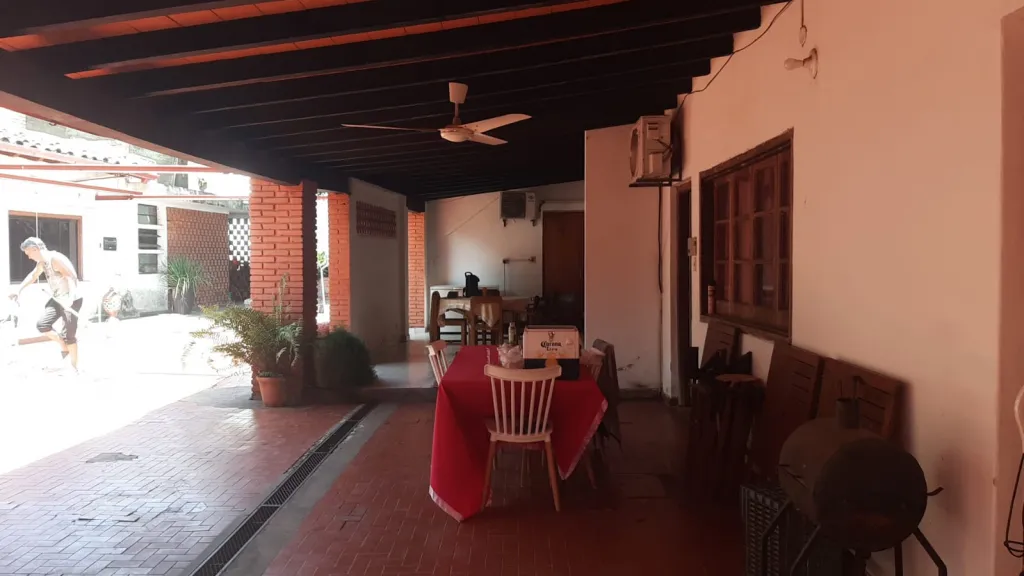 CASA CÉNTRICA EN ASUNCIÓN - BARRIO SAN ROQUE — foto 3