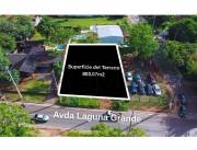 VENDO TERRENO SOBRE LAGUNA GRANDE CON AMPLIO FRENTE