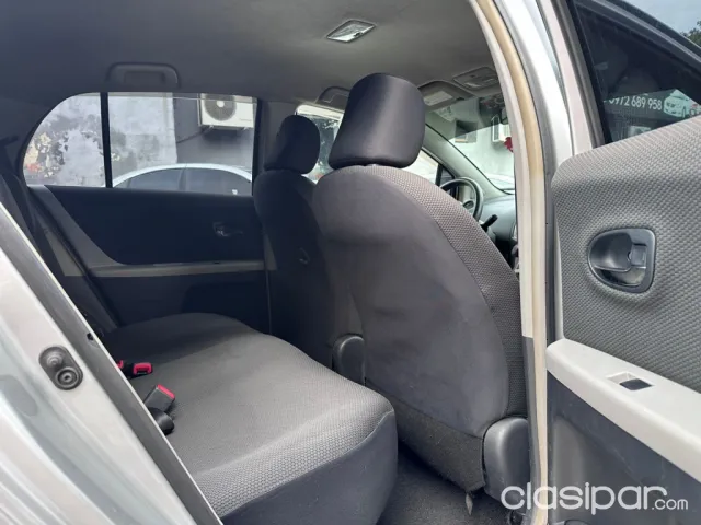 Toyota Vitz 2010 — foto 5