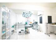 VENDO SANATORIO FUNCIONADO EN EL CENTRO CNEL.OVIEDO TOTALMENTE EQUIPADO Y EQUIPO MEDICO