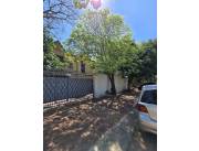 Vendo Casa de 4 dormitorios con Departamento independiente en Lambare Barrio San Roque