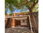 Alquilo Hermoso Duplex de 3 dormitorios con piscina en Luque barrio Loma Merlo