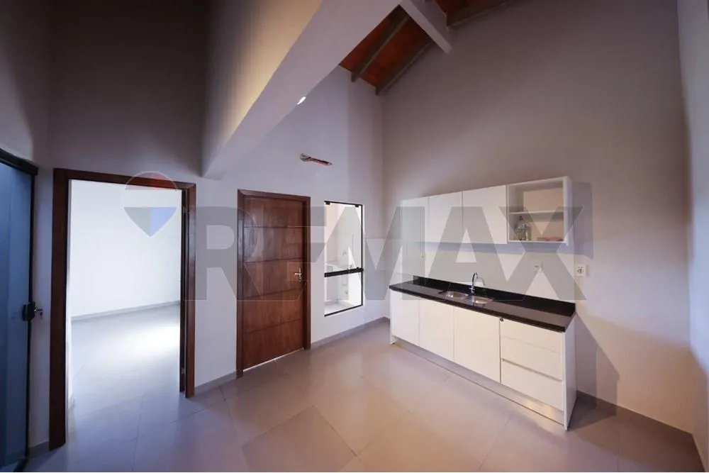 VENDO CASA ECONÓMICA A ESTRENAR EN LUQUE CAÑADA GARAY — foto 3