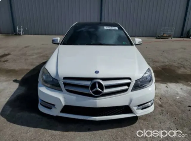 Mercedes-Benz C250 2015 — foto 2