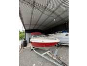 Mini Yate marca Maxus Motor 5.0 Mercruiser Camarote Baño 12 personas Tráiler Sonido