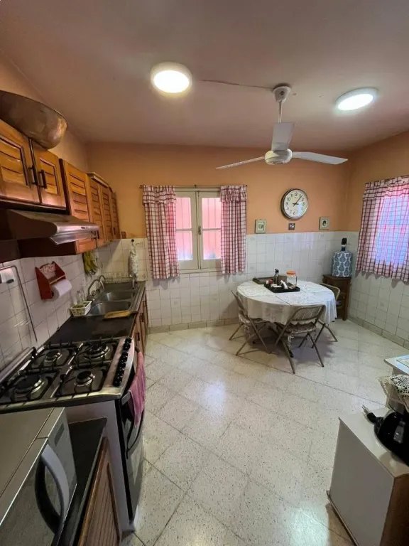 VENDO DUPLEX DE 3 DORMITORIOS EN BARRIO RECOLETA — foto 3