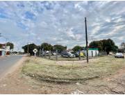 En Venta Terreno en Esquina sobre Asfalto - - Laurelty V145