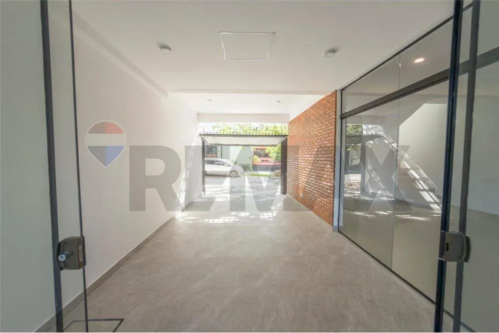 VENDO DUPLEX A ESTRENAR EN SAJONIA — Foto 2