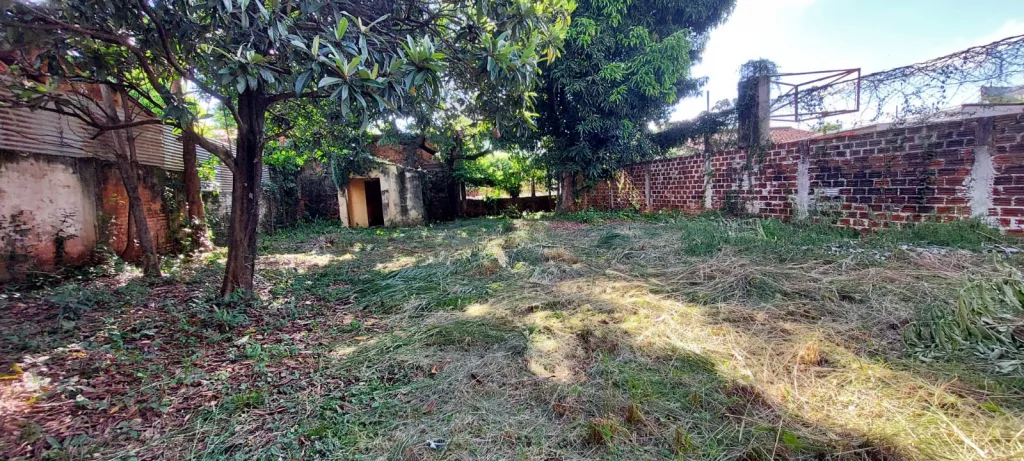 VENDO LOTE DE 420 M2 EN EL BARRIO BERNARDINO CABALLERO, CENTRO DE ENCARNACIÓN — foto 3