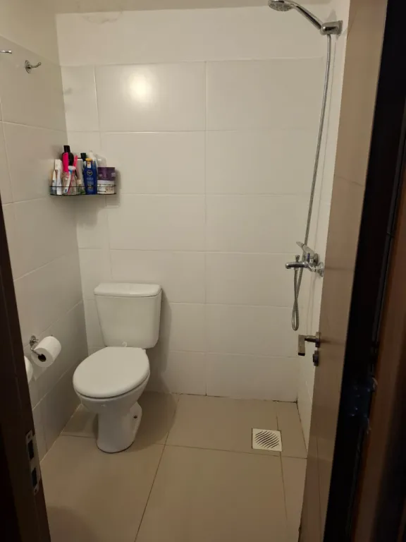 Vendo monoambiente amoblado en San Lorenzo - Condominio University Park V0338 — foto 2