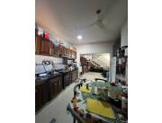 VENDO CASA EN BARRIO TRINIDAD