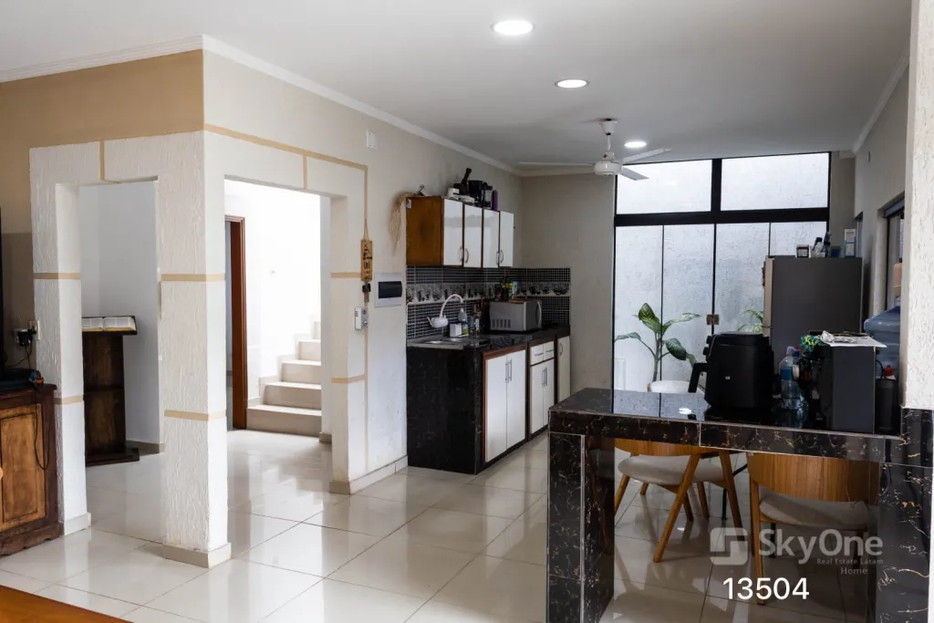 Casa Lujosa en Lambaré — foto 3